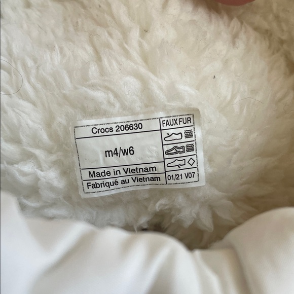 CROCS White Women's Mules with Cozy Lining - Picture 2 of 4